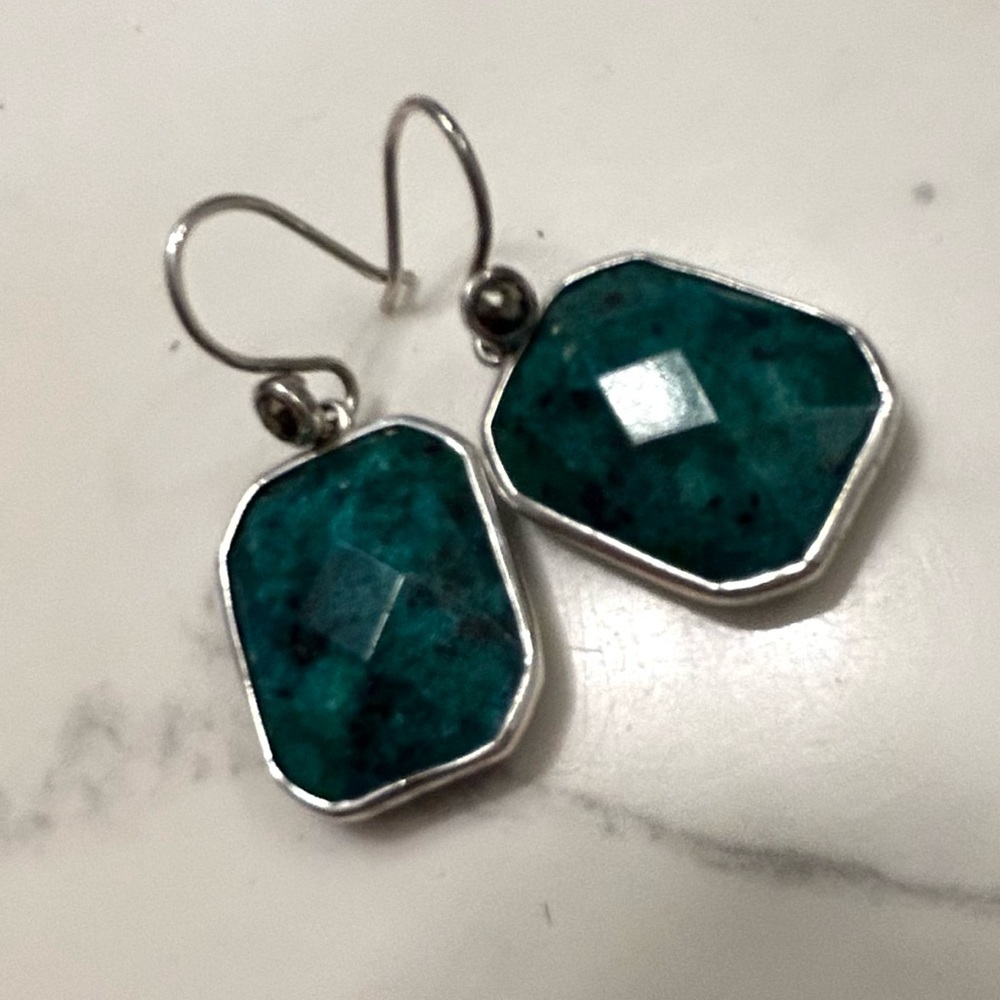 Silpada sterling silver .925 green Opening Night earrings. Vintage.
